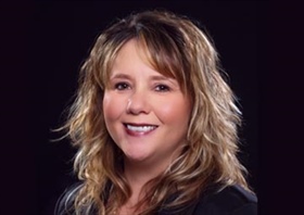Tricia Kight Joins VCNB Family